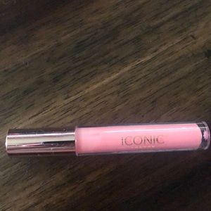 iconic london lip plumping gloss